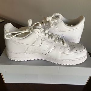 Mens Nike Airforce 1s Size 10